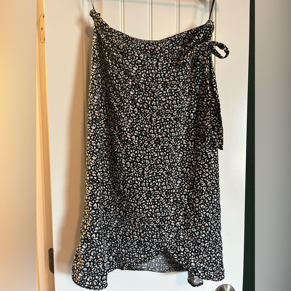 Leopard Print Black Tie Wrap Skirt